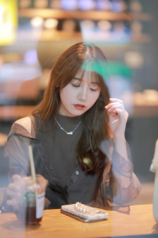 巨乳